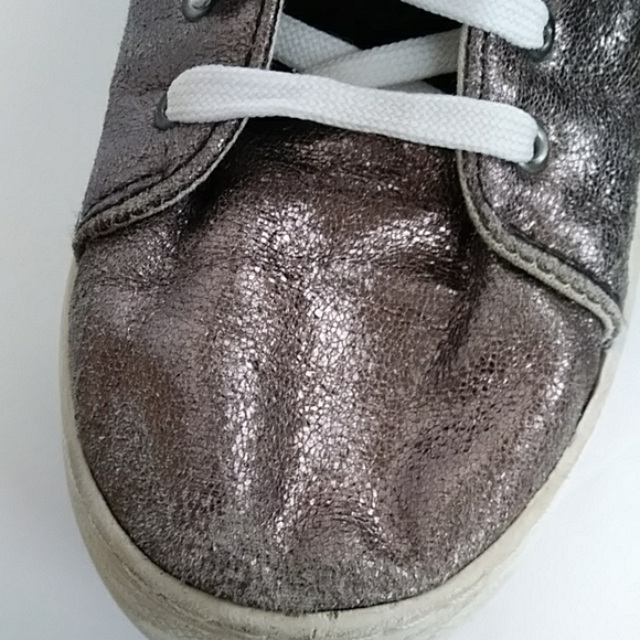 Revo Metallic Sparkly Faux Fur Active Sneakers 9/10 L Silver Black - Picture 9 of 16